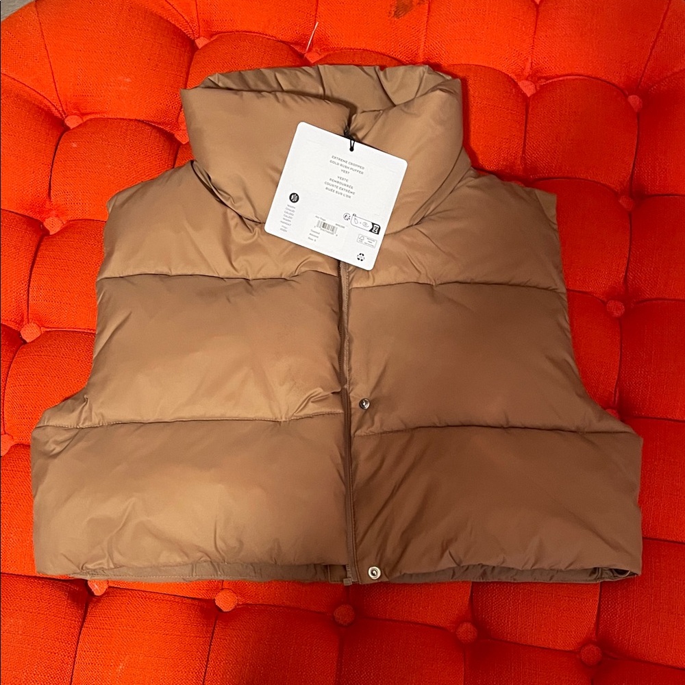 ALO Yoga Toasted Almond Puffer Vest